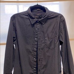 Men’s long sleeve button down